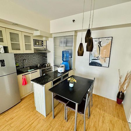 One- Bedroom Avida Cebu Tower 1 It Park Екстер'єр фото