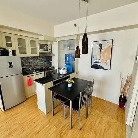 One- Bedroom Avida Cebu Tower 1 It Park Екстер'єр фото